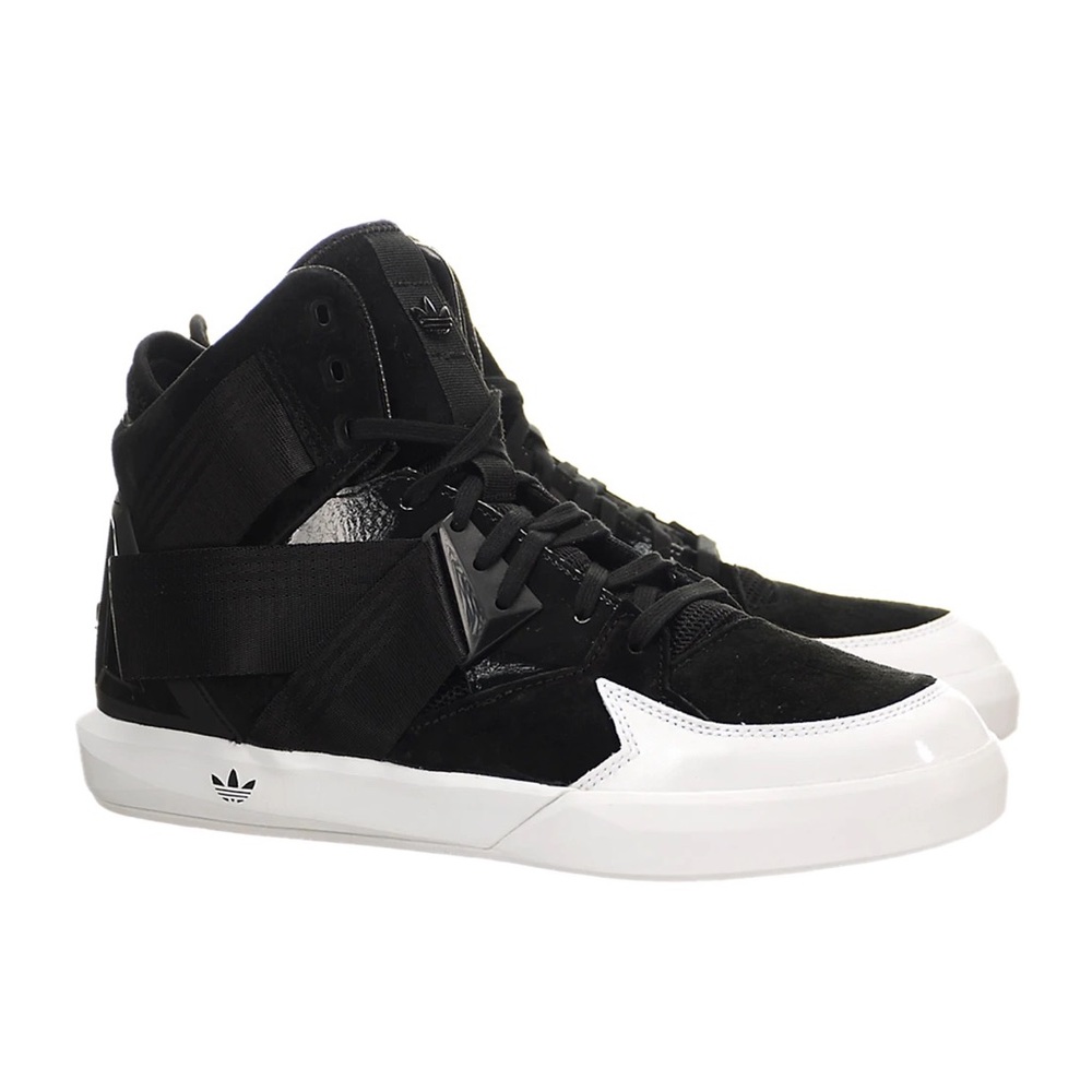 high tops adidas C-10 boys size 5.5 (fits womens 7.5)